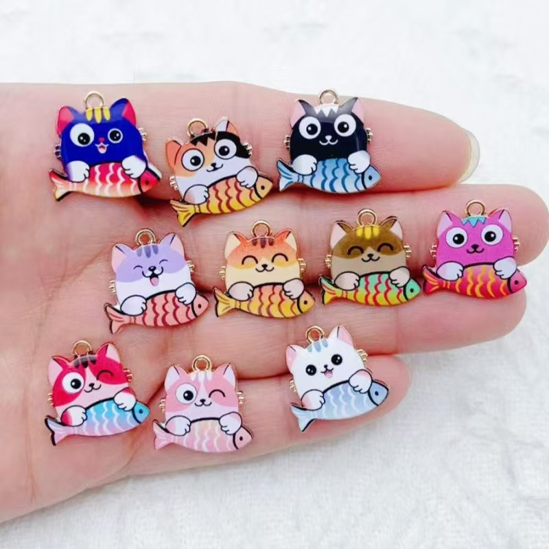 Mobile & Tablet Accessories - จี้โลหะผสมลายการ์ตูนแมวน่ารักกินปลา 10 ชิ้น สำหรับงาน DIY อุปกรณ์ตกแต่งโทรศัพท์มือถือ