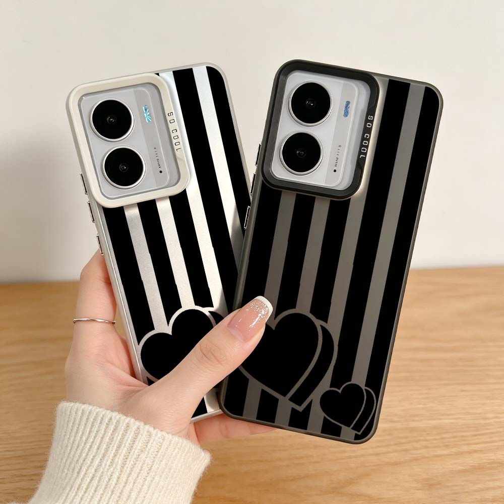 เคสโทรศัพท์สีเงินลายแถบสีดำสำห - Realme C67 บทวิจารณ์และราคา
